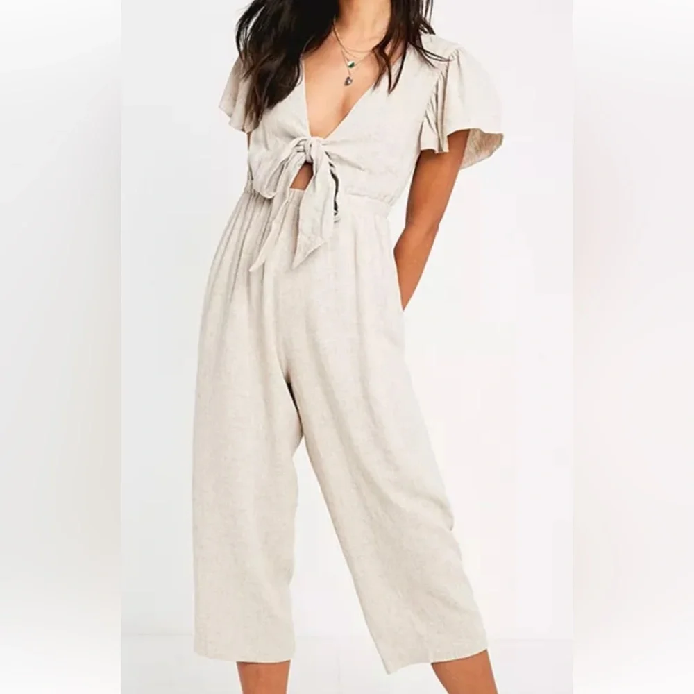 MPC Revolve Tie Front Linen Jumpsuit. Size Medium. - Picture 1 of 6
